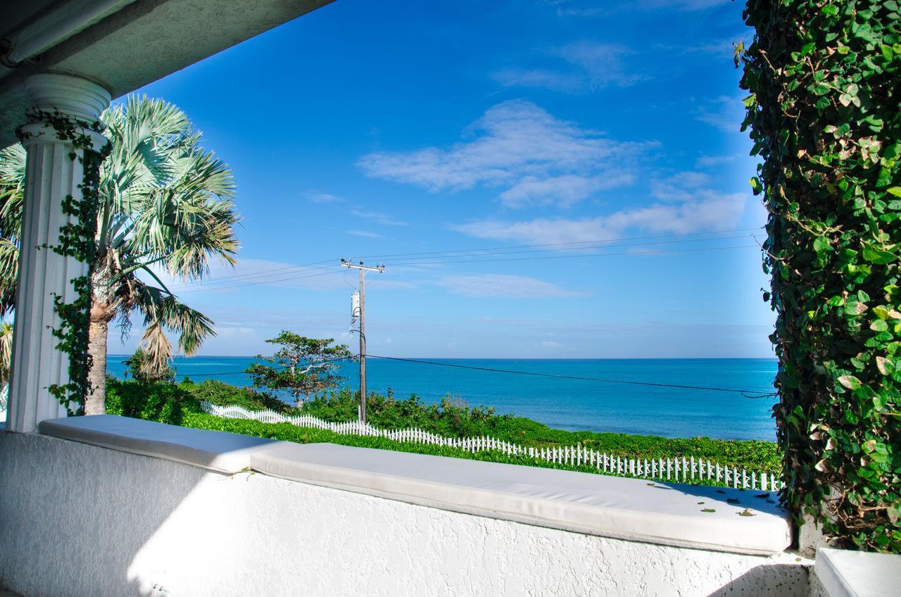 Four Bedroom Oceanfront Villa Nassau Exterior photo