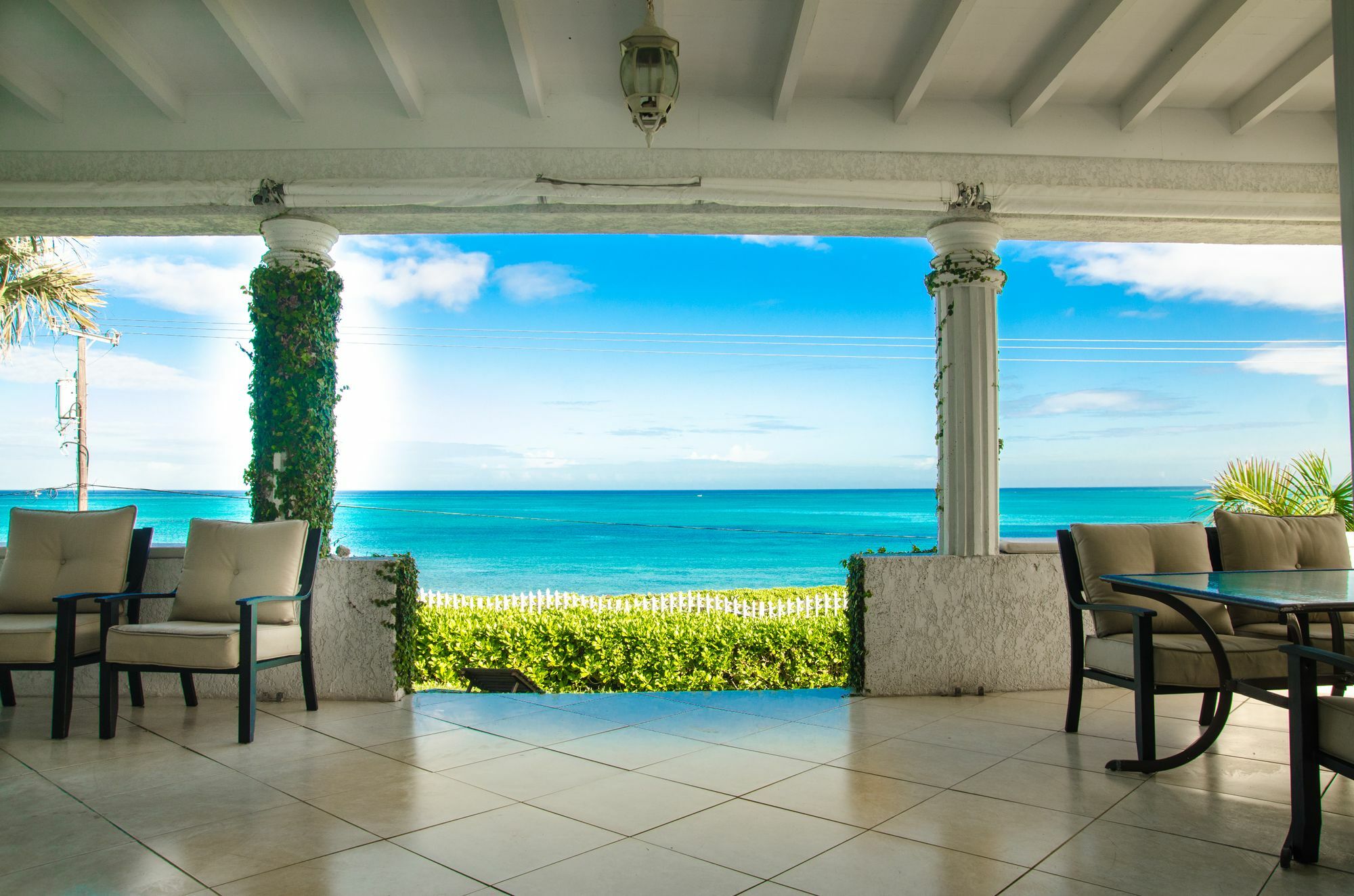 Four Bedroom Oceanfront Villa Nassau Exterior photo